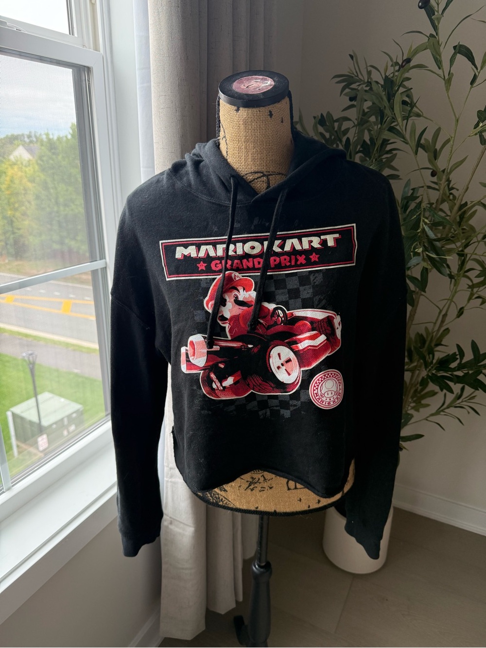 Mario Kart Black & Red Women's Graphic Hoodie